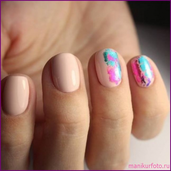 Маникюр с фольгой 2019, фото — свежая подборка