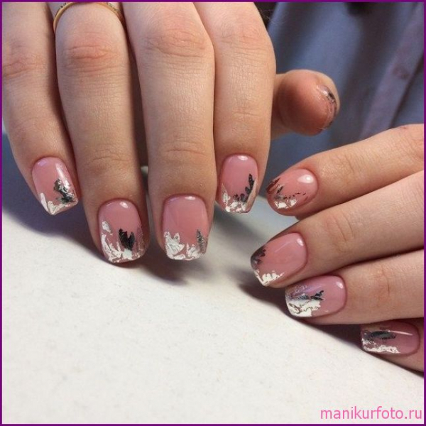 Маникюр с фольгой 2019, фото — свежая подборка