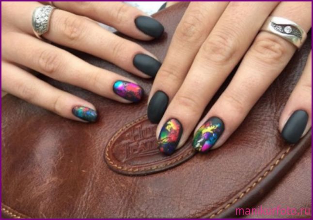 Маникюр с фольгой 2019, фото — свежая подборка