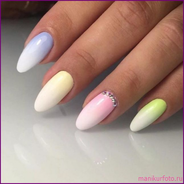 Модный градиентный маникюр, фото — свежая подборка
